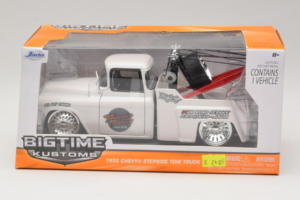 Chevrolet Stepside Tow Truck Bigtime Kustoms Jada 1:24 96866 Diecast