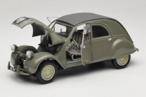 Citroen 2CV Green Maisto 1:18 50289 Diecast - image 2 of 8