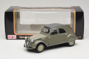 Citroen 2CV Green Maisto 1:18 50289 Diecast - image 8 of 8