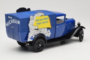 Citroen C4 F Pas de Pneus Trop Petit Blue Solido 1:18 151235-00 Diecast - image 3 of 8