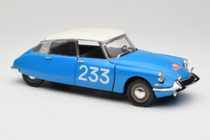 Citroen DS #233 Rally Blue Solido 1:18 8034 Diecast - image 6 of 8