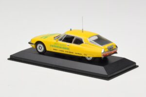 Citroen SM Maserati Unite Rapide d'Intervention Chimique Minichamps 1:43 400111091 Diecast - image 3 of 4