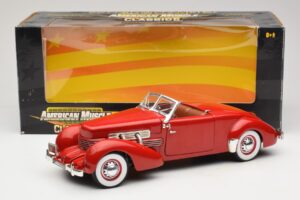 Cord 812 Convertible Red American Muscle 1:18 32158 Diecast - image 8 of 8