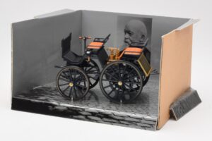 Daimler Motorkutsche 1886 Minichamps 1:24 B66040002 Diecast - image 3 of 4