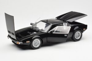 De Tomaso Pantera Black Kyosho 1:18 08851BK Diecast - image 2 of 8