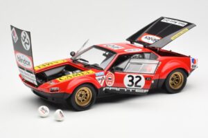 De Tomaso Pantera #32 Jaquemin / Deprez 24 Hours of Le Mans 1972 Kyosho 1:18 08855B Diecast - image 2 of 8