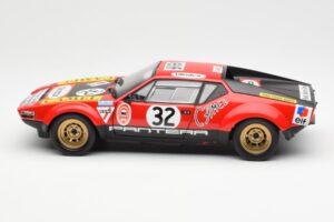 De Tomaso Pantera #32 Jaquemin / Deprez 24 Hours of Le Mans 1972 Kyosho 1:18 08855B Diecast - image 4 of 8