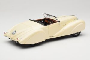 Delahaye Cabriolet Cream Guiloy 1:18 68580 Diecast - image 3 of 8