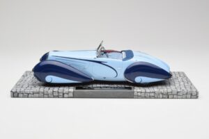 Delahaye Type 135-M Cabriolet Mullin Museum Minichamps 1:18 107116160 Diecast - image 3 of 6