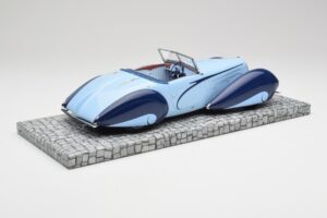 Delahaye Type 135-M Cabriolet Mullin Museum Minichamps 1:18 107116160 Diecast - image 5 of 6