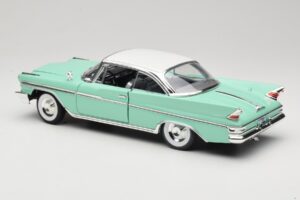 DeSoto Adventurer Green American Mint 1:18 92738 Diecast - image 7 of 8