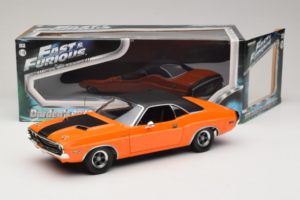 Dodge Challenger R/T Fast & Furious Darden's Car Greenlight 1:18 12846 Diecast - image 8 of 8
