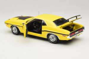 Dodge Challenger R/T NCIS TV Series Car Greenlight 1:18 12845 Diecast - image 5 of 8