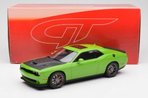 Dodge Challenger SRT Hellcat Green GT Spirit 1:18 GT168 Resin - image 6 of 6