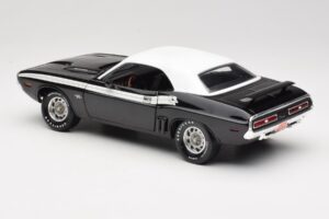 Dodge Challenger R/T Black & White ERTL 1:18 36549 Diecast - image 7 of 8