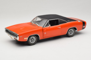 Dodge Charger R/T Orange & Black American Muscle 1:18 39314 Diecast