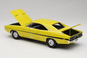 Dodge Charger R/T Yellow Dirty Mary Crazy Larry Auto World 1:18 AWSS101/06 Diecast - image 5 of 8