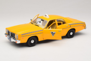 Dodge Monaco Taxi Rocky III GreenLight 1:18 19111 Diecast - image 2 of 8