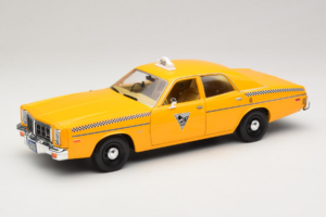 Dodge Monaco Taxi Rocky III GreenLight 1:18 19111 Diecast