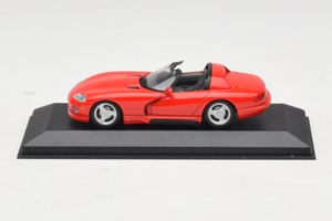 Dodge Viper RT/10 Cabriolet Red Minichamps 1:43 430144032 Diecast