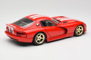 Dodge Viper GTS Red Bburago 1:18 3075 Diecast - image 3 of 8