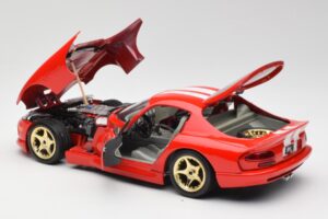 Dodge Viper GTS Red Bburago 1:18 3075 Diecast - image 5 of 8