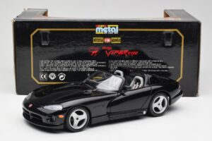 Dodge Viper RT/10 Black Bburago 1:18 3065 Diecast - image 8 of 8