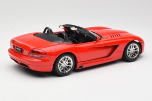 Dodge Viper SRT-10 Red Bburago 1:18 3325 Diecast - image 3 of 8