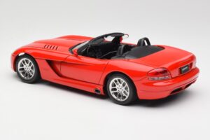 Dodge Viper SRT-10 Red Bburago 1:18 3325 Diecast - image 7 of 8