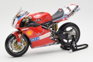 Ducati 998R WSB #1 T. Bayliss Ducati Infostrada 2002 Minichamps 1:12 122021201 Diecast - image 2 of 6