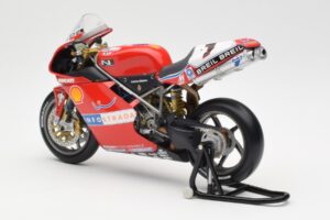Ducati 998R WSB #1 T. Bayliss Ducati Infostrada 2002 Minichamps 1:12 122021201 Diecast - image 5 of 6