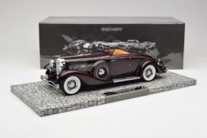 Duesenberg SJN Convertible Coupe Burgundy Minichamps 1:18 107150331 Diecast - image 2 of 6