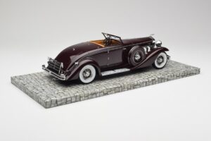 Duesenberg SJN Convertible Coupe Burgundy Minichamps 1:18 107150331 Diecast - image 5 of 6