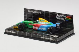Benetton Ford B188 #19 A. Nannini Race Car 1988 Minichamps 1:43 400890119 Diecast - image 3 of 4