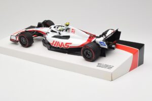 Haas VF-22 #47 M. Schumacher Bahrain GP 2022 Minichamps 1:18 147220147 Diecast - image 5 of 7
