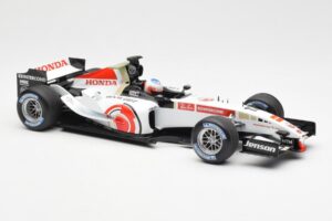 Honda RA106 Honda Racing Team J. Button F1 Showcar 2006 Minichamps 1:18 BUTTON001 Diecast - image 4 of 6
