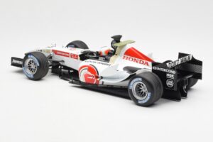 Honda RA106 Honda Racing Team J. Button F1 Showcar 2006 Minichamps 1:18 BUTTON001 Diecast - image 5 of 6
