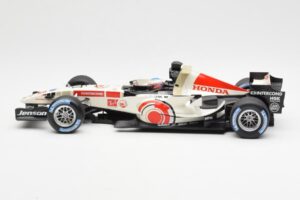Honda Racing Team RA106 #12 J. Button F1 2006 Minichamps 1:18 100060012 Diecast - image 3 of 6