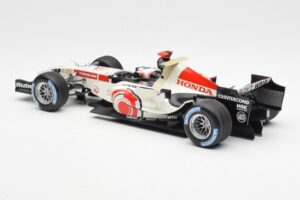 Honda Racing Team RA106 #11 R. Barrichello F1 2006 Minichamps 1:18 100060011 Diecast - image 5 of 6