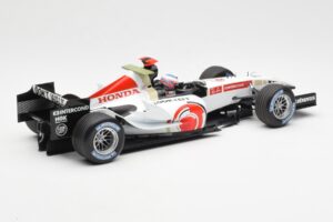 Honda RA106 Honda Racing Team R. Barrichello F1 Showcar 2006 Minichamps 1:18 08MF1-06B-CRB18 Diecast - image 2 of 6