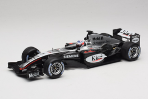 McLaren MP4/19 Mercedes K. Raikkonen F1 2004 Minichamps 1:18 530041806 Diecast