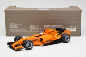 McLaren Mercedes MP4-20 G. Paffett F1 Test Car 2006 Minichamps 1:18 B66962342 Diecast - image 6 of 6