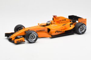 McLaren MP4-20 Mercedes P. de la Rosa Interim Test Car 2006 Minichamps 1:18 530061894 Diecast