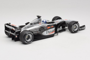McLaren MP4-15 #2 D. Coulthard F1 2000 Minichamps 1:18 B66962118 Diecast - image 2 of 6