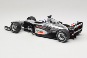 McLaren MP4-15 #2 D. Coulthard F1 2000 Minichamps 1:18 B66962118 Diecast - image 5 of 6