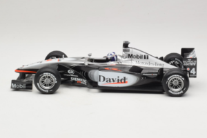 McLaren MP4-16 Mercedes #3 D. Coulthard F1 2001 Hot Wheels 1:18 50199 Diecast - image 3 of 6