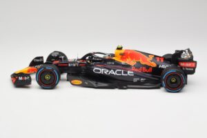 Oracle Red Bull Racing RB18 #11 S. Perez Monaco GP Winner Rain Tyre Version 2022 Minichamps 1:18 110222711 Diecast - image 3 of 7
