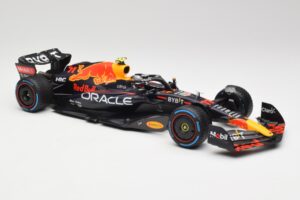 Oracle Red Bull Racing RB18 #11 S. Perez Monaco GP Winner Rain Tyre Version 2022 Minichamps 1:18 110222711 Diecast - image 4 of 7
