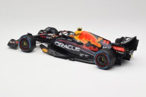 Oracle Red Bull Racing RB18 #11 S. Perez Monaco GP Winner Rain Tyre Version 2022 Minichamps 1:18 110222711 Diecast - image 5 of 7