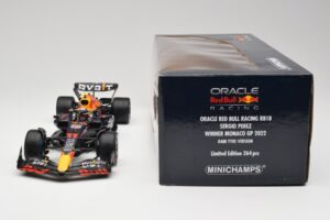 Oracle Red Bull Racing RB18 #11 S. Perez Monaco GP Winner Rain Tyre Version 2022 Minichamps 1:18 110222711 Diecast - image 6 of 7